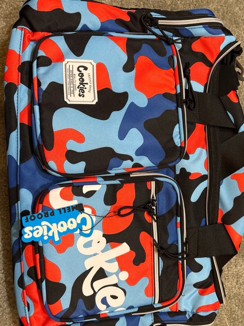 Cookies Blue & Red Camo Duffel Bag with Multiple Pockets